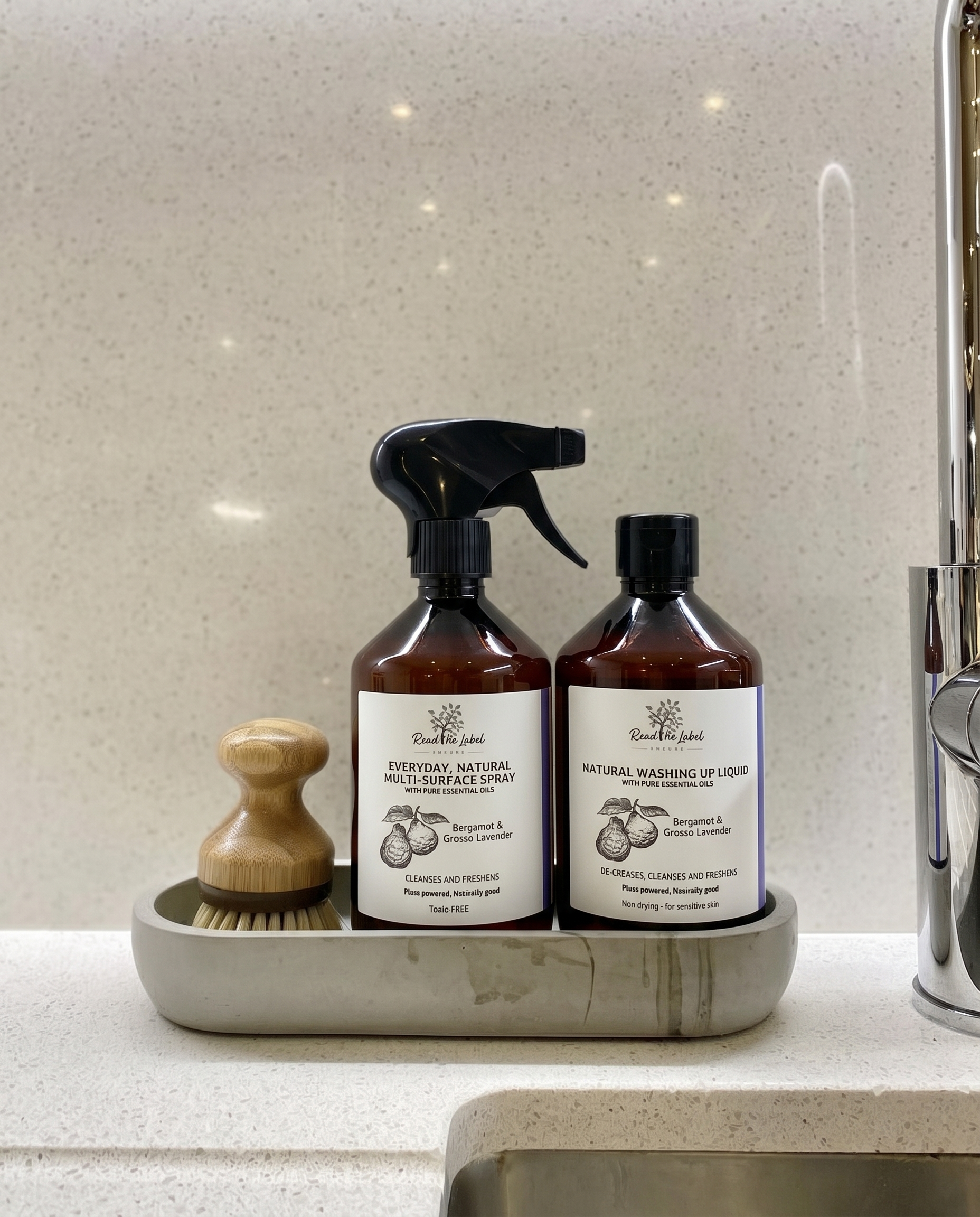 Detergent lichid pentru vase non-toxic